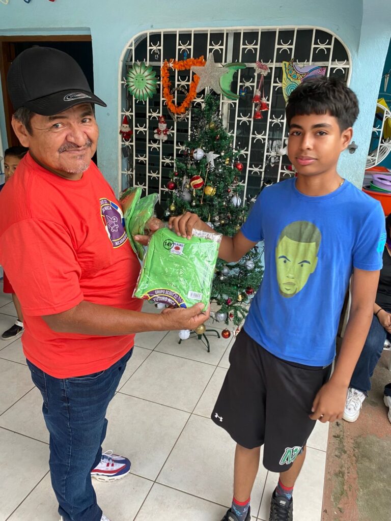 T-shirt scouts – Angel Zuniga